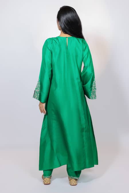 Brahmand By Vertika Kalra Designer Embroidered Kurta Set 