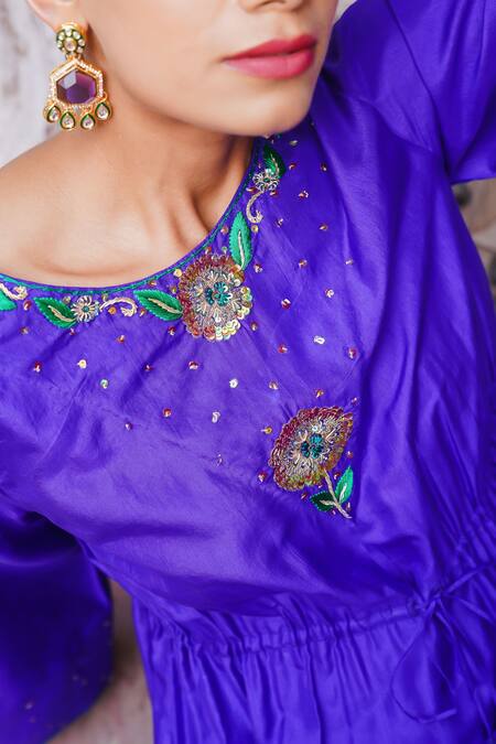 Buy_Brahmand By Vertika Kalra_Purple Silk Sequins, Embroidery Round Neck Floral Kurta Set 