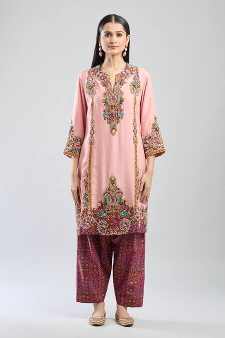 Debyani + CO Pink Cotton, Chiffon Embroidery, Sequins, Beads Split V-neck Floral Kurta Set at Aza Fashions Debyani + CO_Pink Cotton, Chiffon Embroidery, Sequins, Beads Split V-neck Floral Kurta Set _at_Aza_Fashions