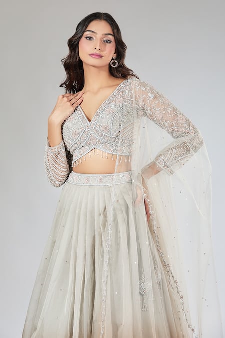 Samyukta Singhania_Beige Net, Organza Sequins, Embroidery, Stones V-neck Ombre Lehenga Set _at_Aza_Fashions