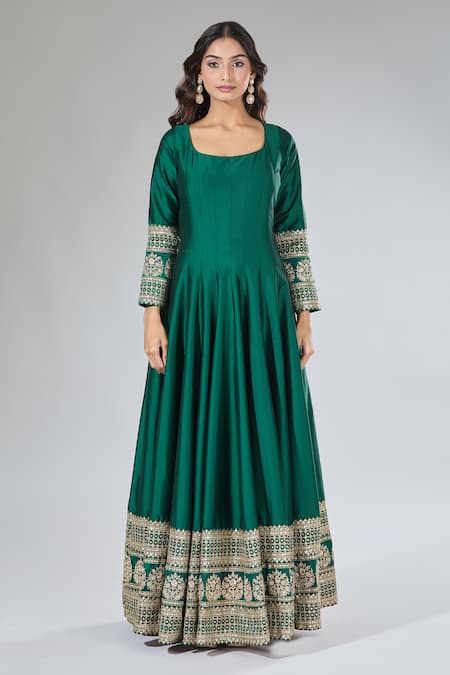 Samyukta Singhania Green Silk, Organza Sequins, Zari Round Neck Embroidered Anarkali Set at Aza Fashions Samyukta Singhania_Green Silk, Organza Sequins, Zari Round Neck Embroidered Anarkali Set _at_Aza_Fashions