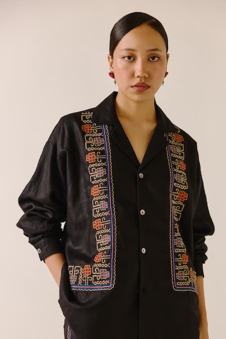 Cord Black Floral Scallop Embroidered Shirt 