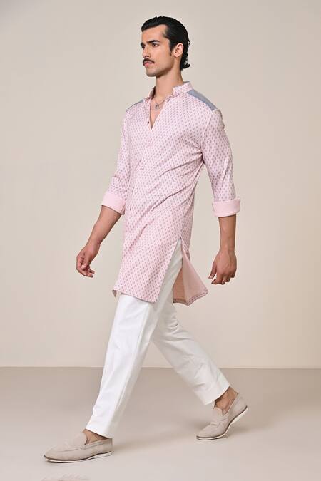Buy S&N By Shantnu Nikhil Pink Silk Checkered Print Kurta Online at Aza Fashions Buy_S&N By Shantnu Nikhil_Pink Silk Checkered Print Kurta_Online_at_Aza_Fashions