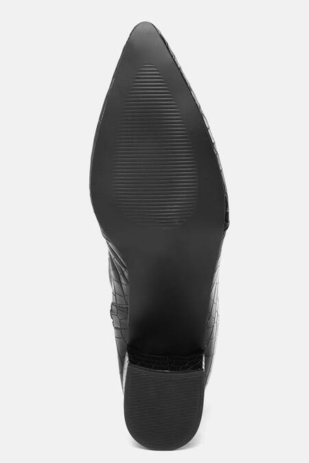 Zori World_Black Croc Textured Boots _Online_at_Aza_Fashions