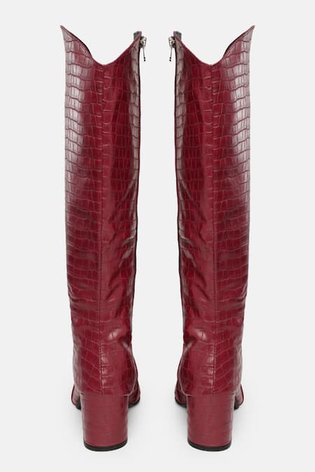Zori World Croc Textured Maroon Boots 