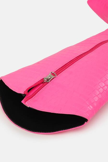 Zori World Pink Textured Designer Boots at Aza Fashions Zori World_Pink Textured Designer Boots _at_Aza_Fashions