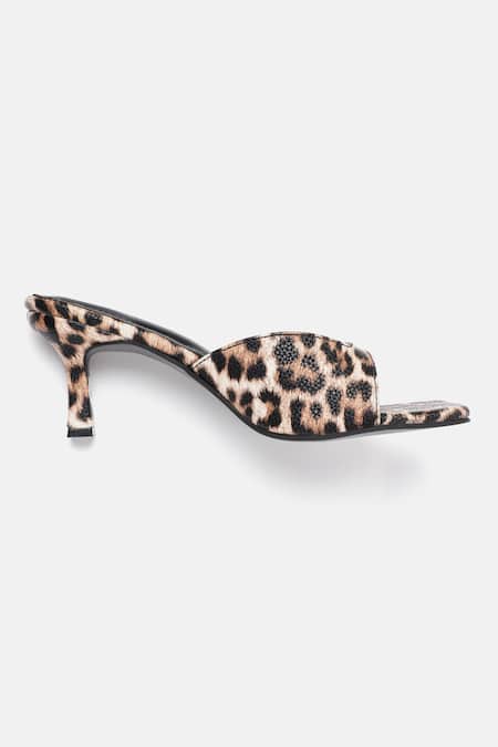 Zori World Brown Leopard Print Heels Online at Aza Fashions Zori World_Brown Leopard Print Heels _Online_at_Aza_Fashions