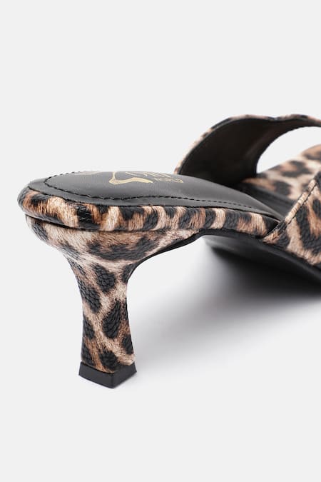 Shop Zori World Brown Leopard Print Heels Online at Aza Fashions Shop_Zori World_Brown Leopard Print Heels _Online_at_Aza_Fashions