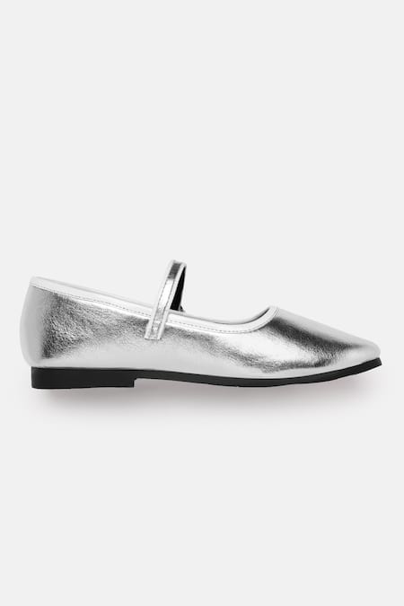 Zori World_Silver Pipe Detail Mary Jane Flats _Online_at_Aza_Fashions