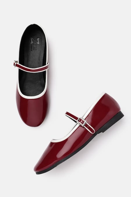 Zori World Maroon Pipe Detail Mary Jane Flats 