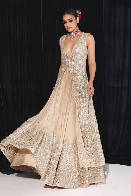 Twenty Nine Gold Net Mirrors, Beads Plunge Neck Jaal Applique Lehenga And Jacket Online at Aza Fashions Twenty Nine_Gold Net Mirrors, Beads Plunge Neck Jaal Applique Lehenga And Jacket _Online_at_Aza_Fashions
