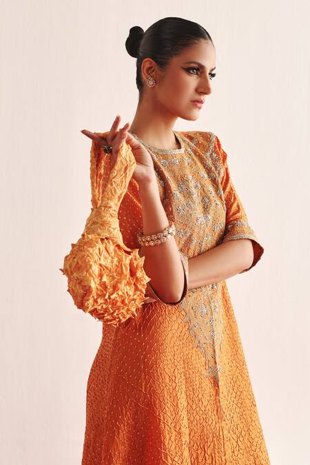 Shop Twenty Nine Orange Silk Embroidery Round Neck Crushed Raidana Bandhani Kurta Set Online at Aza Fashions Shop_Twenty Nine_Orange Silk Embroidery Round Neck Crushed Raidana Bandhani Kurta Set _Online_at_Aza_Fashions