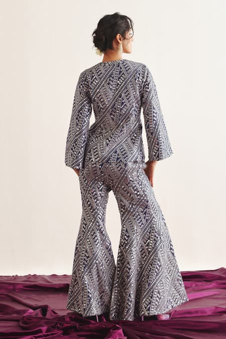 Twenty Nine Blue Tissue Embroidery Sheesha Blazer Online at Aza Fashions Twenty Nine_Blue Tissue Embroidery Sheesha Blazer _Online_at_Aza_Fashions