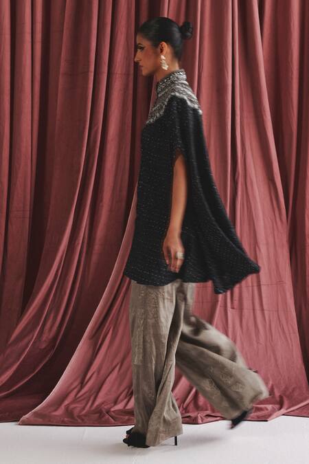 Buy Twenty Nine Black Marodi Embroidered Silk Cape Online at Aza Fashions Buy_Twenty Nine_Black Marodi Embroidered Silk Cape _Online_at_Aza_Fashions