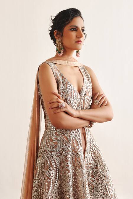 Twenty Nine_Peach Net Mirrors Spade Applique Dupatta _Online_at_Aza_Fashions