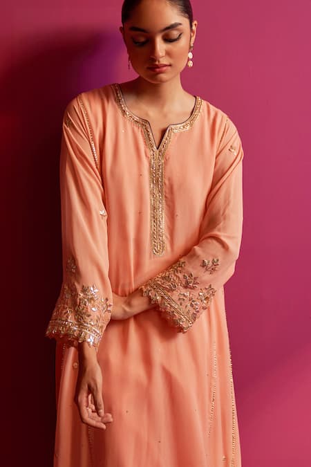 Buy_Shetab Kazmi_Peach Viscose, Georgette Gota Patti Split V-neck Embroidered Kurta Set _Online_at_Aza_Fashions