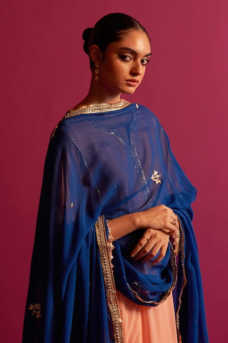 Buy_Shetab Kazmi_Peach Viscose, Georgette Gota Patti Split V-neck Embroidered Kurta Set 