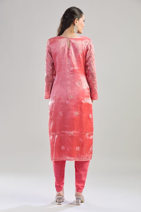 Samyukta Singhania Aari Embroidered Kurta & Dhoti Pant Set