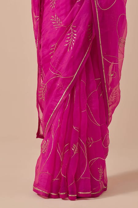 Shop_Ikshita Choudhary_Magenta Organza, Chanderi, Satin Embroidery V-neck Blossom Pattern Saree Set _Online_at_Aza_Fashions