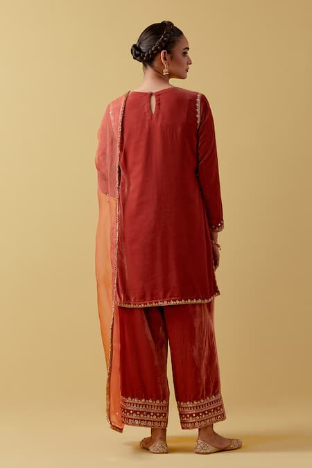 Shop Ikshita Choudhary Peach Velvet, Organza Embroidery, Sequins, Cut Work, Beads Round Kurta Pant Set at Aza Fashions Shop_Ikshita Choudhary_Peach Velvet, Organza Embroidery, Sequins, Cut Work, Beads Round Kurta Pant Set _at_Aza_Fashions