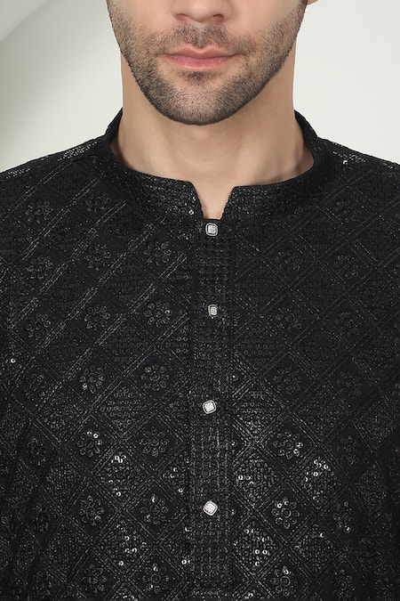 Buy_Aham-Vayam_Black Cotton Sequins, Embroidery Thread Kurta Set 