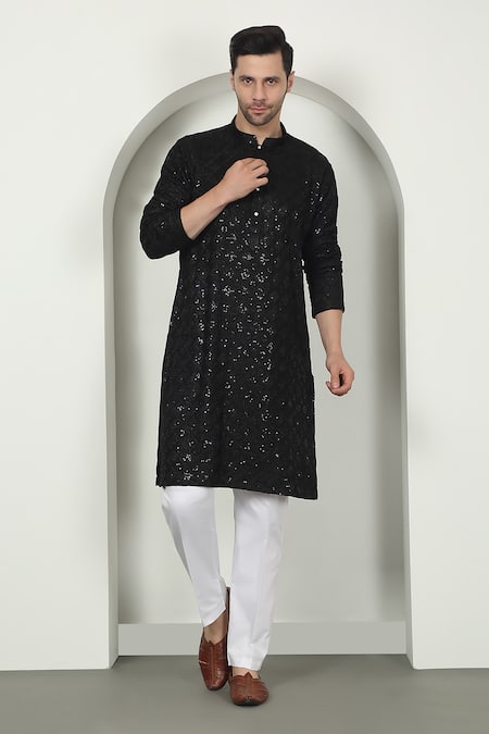 Aham-Vayam Black Cotton Embroidery Thread Kurta Set 