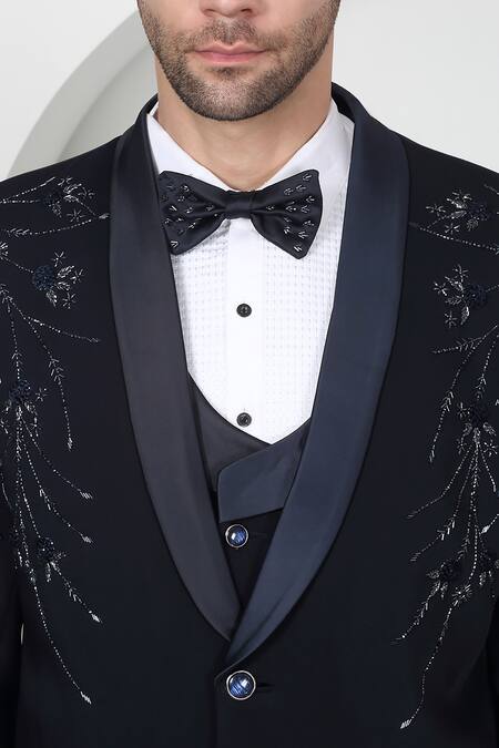 Buy Aham-Vayam Black Cotton Cut Work, Embroidery Floral Tuxedo Set Buy_Aham-Vayam_Black Cotton Cut Work, Embroidery Floral Tuxedo Set