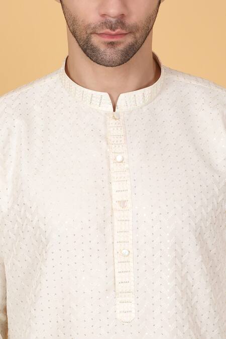 Buy_Aham-Vayam_Cream Cotton Sequins, Embroidery Diagonal Stripe Kurta Set _Online_at_Aza_Fashions