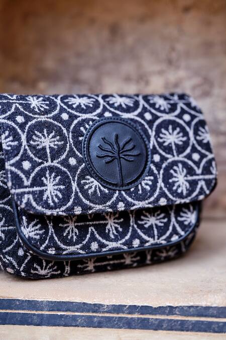 Buy_Grassroot By Anita Dongre_Black Woven Dhurrie Crossbody Bag _Online_at_Aza_Fashions