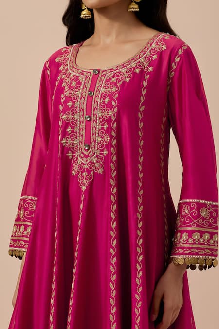 Ikshita Choudhary Magenta Chanderi Silk, Organza Embroidery, Sequins Floral Anarkali Pant Set at Aza Fashions Ikshita Choudhary_Magenta Chanderi Silk, Organza Embroidery, Sequins Floral Anarkali Pant Set _at_Aza_Fashions