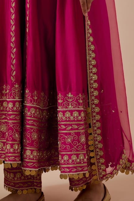 Buy Ikshita Choudhary Magenta Chanderi Silk, Organza Embroidery, Sequins Floral Anarkali Pant Set Buy_Ikshita Choudhary_Magenta Chanderi Silk, Organza Embroidery, Sequins Floral Anarkali Pant Set