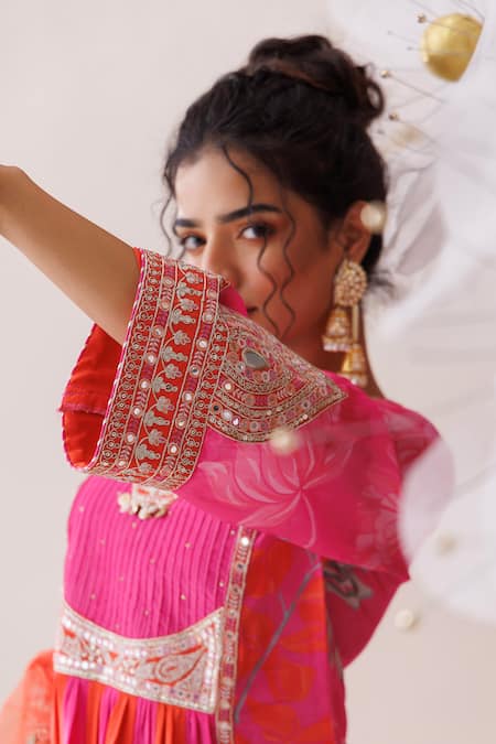 Buy_Kisakshi Jaipur_Pink Crepe, Chiffon Pearls, Sequins, Floral Embellished Kurta Pant Set _Online_at_Aza_Fashions