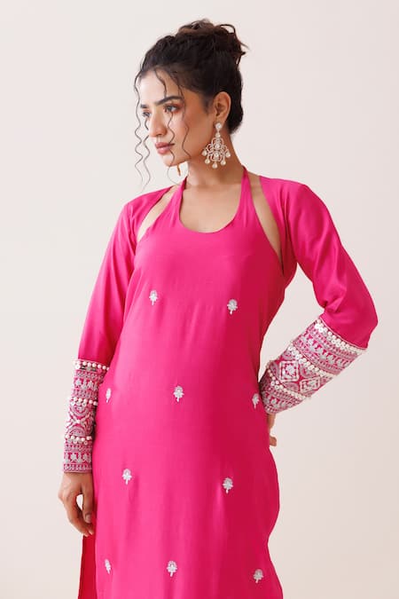 Buy_Kisakshi Jaipur_Pink Chanderi, Organza Pearls, Sequins, Zari Halter Embroidered Kurta Set _Online_at_Aza_Fashions
