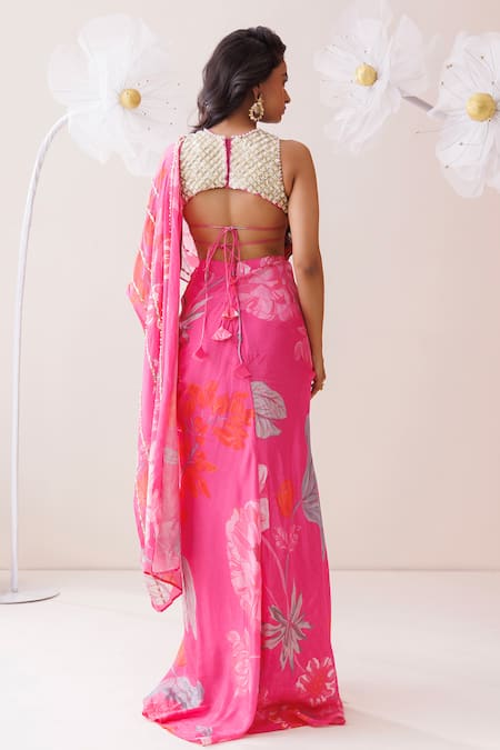 Kisakshi Jaipur Floral Embellished Pre-Draped Saree Set 