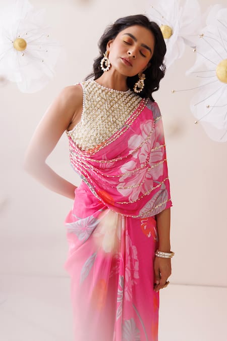 Buy_Kisakshi Jaipur_Cream Crepe Pearls, Sequins, Cut Work Floral Embellished Pre-draped Saree Set 