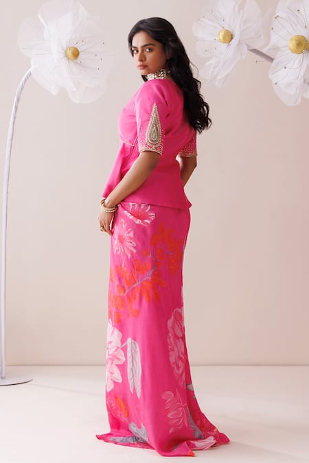 Kisakshi Jaipur Floral Embroidered Lehenga & Peplum Blouse 