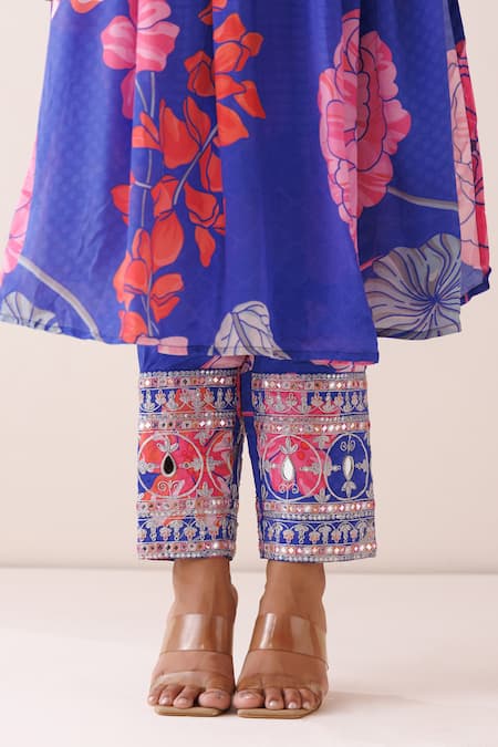 Kisakshi Jaipur_Blue Crepe, Organza Beads, Zari Asymmetric Floral Patterned Anarkali Set _at_Aza_Fashions