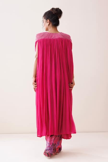 Kisakshi Jaipur Embellished Cape & Bustier Skirt Set 