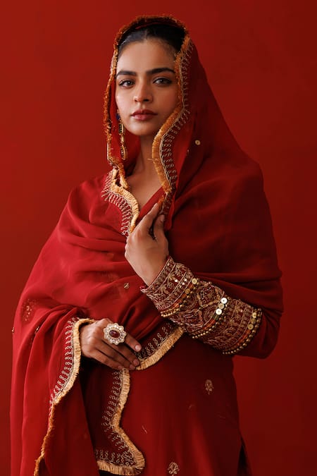 Kisakshi Jaipur_Red Chanderi, Organza Pearls, Sequins, Zari Embroidered Cropped Jacket Kurta Set _at_Aza_Fashions