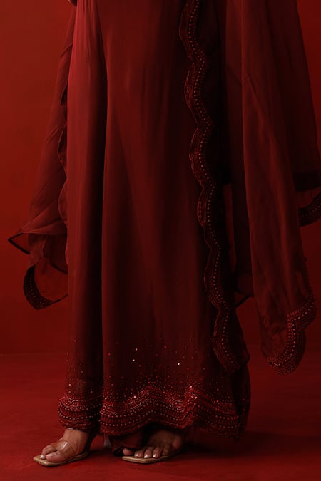 Kisakshi Jaipur_Maroon Organza Beads, Sequins, Cut Work Sweetheart Embellished Cape Palazzo Set _at_Aza_Fashions