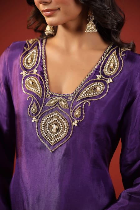 Kisakshi Jaipur_Purple Silk Cut Work, Pearls Square Neck Cutdana Embroidered Kurta Set _at_Aza_Fashions