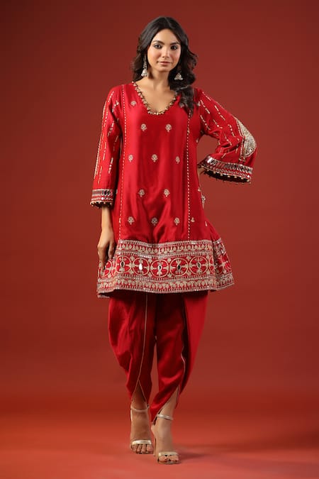 Kisakshi Jaipur A-Line Embroidered Kurta Dhoti Pant Set 