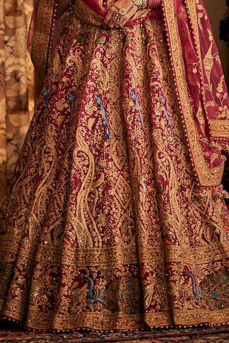 Rimple And Harpreet Narula_Pink Tulle Pearls, Zari, Beads, Sequins V-neck Paisley Embroidered Lehenga Set _Online_at_Aza_Fashions