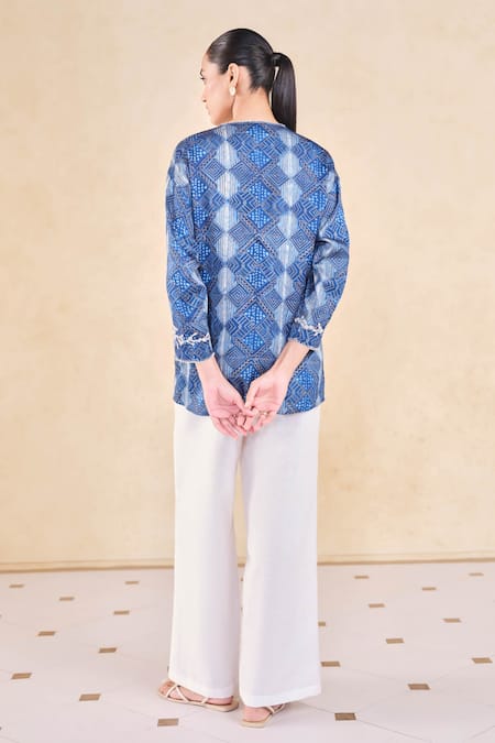 Grassroot By Anita Dongre Geometric Print V Neck Top 