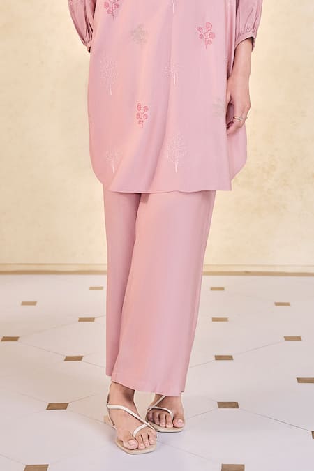 Grassroot By Anita Dongre_Pink Viscose, Silk Embroidery Round Neck Kantha Kurta And Pant Set _Online_at_Aza_Fashions