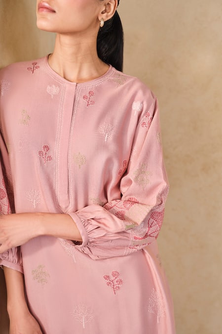 Buy_Grassroot By Anita Dongre_Pink Viscose, Silk Embroidery Round Neck Kantha Kurta And Pant Set _Online_at_Aza_Fashions