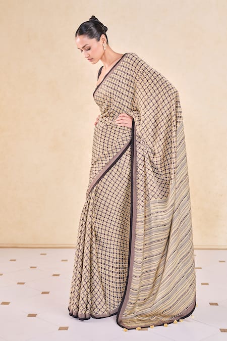 Buy_Grassroot By Anita Dongre_Yellow Viscose, Modal Ogee Print Saree With Unstitched Blouse Piece _Online_at_Aza_Fashions