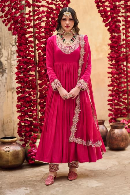 Lashkaraa Pink Satin, Organza Sequins, Beads, Embroidery Round Neck Floral Anarkali Set
