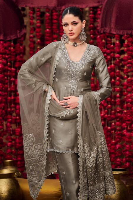 Lashkaraa_Gray Organza, Net Embroidery, Sequins, Zari V-neck Floral Kurta Pant Set_Online_at_Aza_Fashions