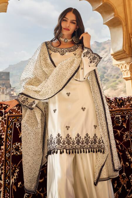 Lashkaraa White Satin, Net Sequins, Beads, Zari, Contrast Floral Kurta Sharara Set at Aza Fashions Lashkaraa_White Satin, Net Sequins, Beads, Zari, Contrast Floral Kurta Sharara Set _at_Aza_Fashions